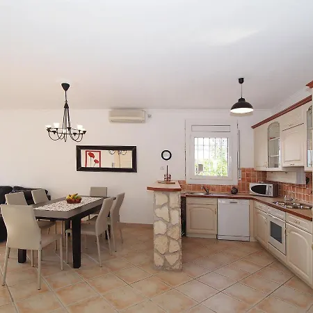 Holiday Montgri * Empuriabrava