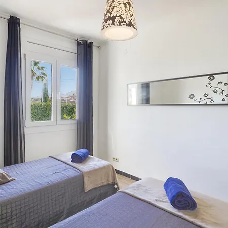 Montgri By Interhome بيت للعطل