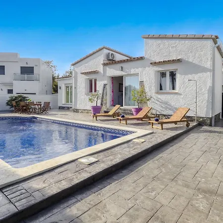 Montgri By Interhome بيت للعطل