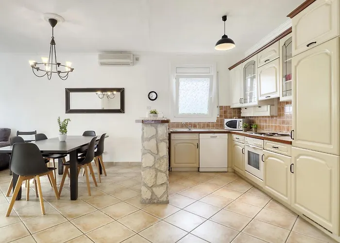 Montgri By Interhome