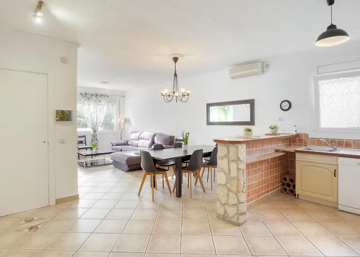 Feriehus Montgri By Interhome
