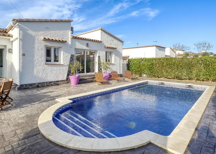 Feriehus Montgri By Interhome Empuriabrava
