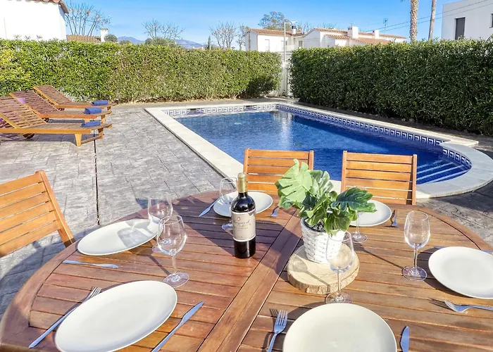 Montgri By Interhome * Empuriabrava